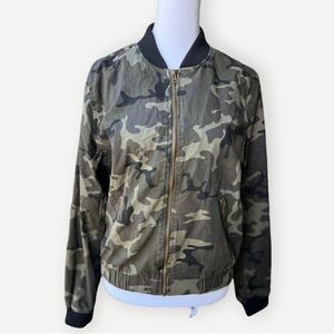 Love Tree Camouflage Camo Cargo Bomber Jacket. Coat. Military. Medium.